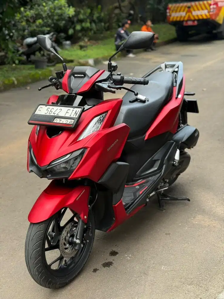 Honda Vario 160 CBS ISS Thn 2023 Merah Mulus