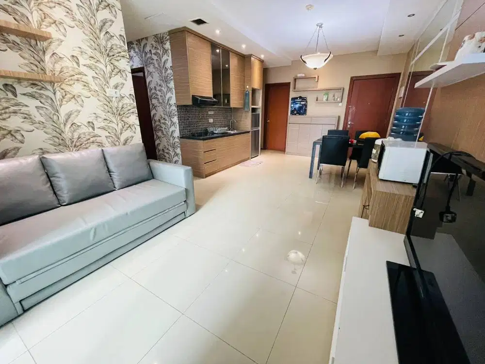 Disewakan Apartemen Thamrin Residence 3BR Full Furnished View Pool