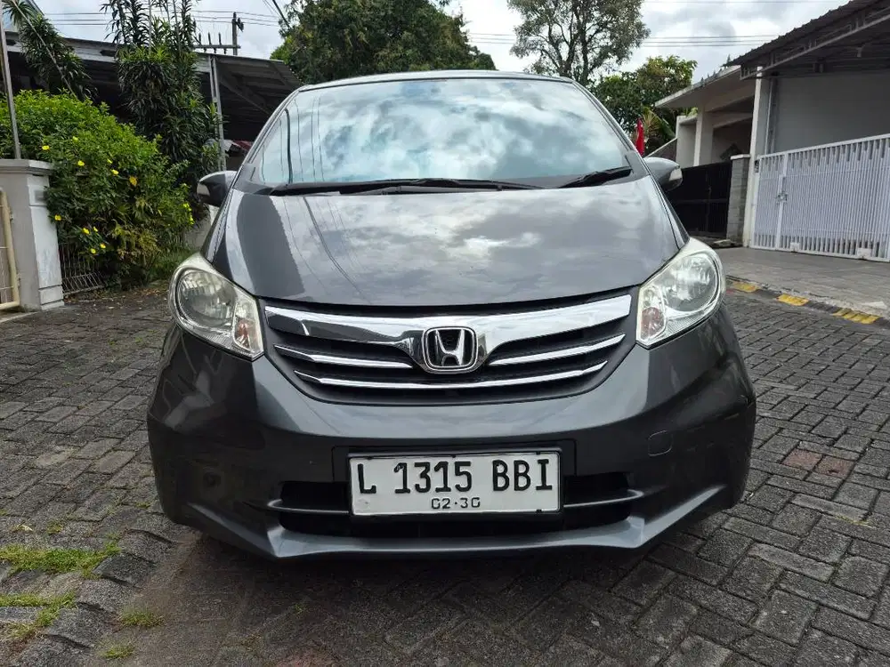 Honda Freed E PSD Matic 2013