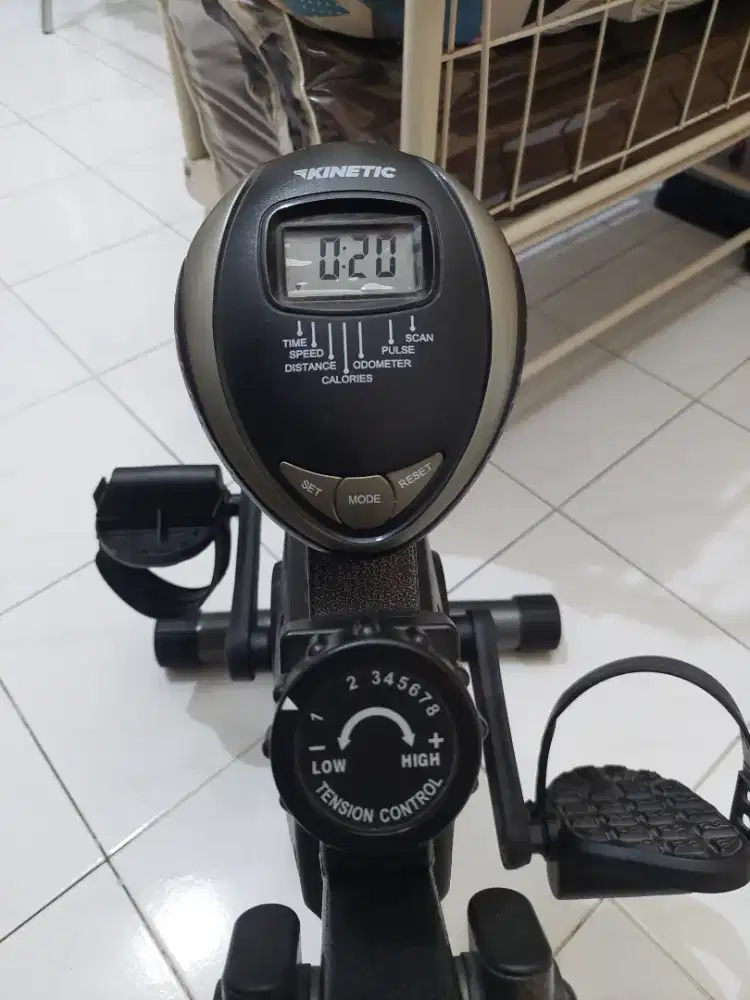 Sepeda Statis Kinetic Adjustable MULUS LIKE NEW