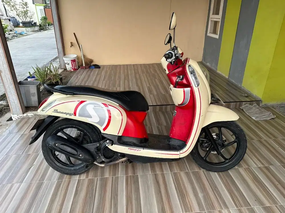 JUAL CEPAT HONDA SCOOPY 2014