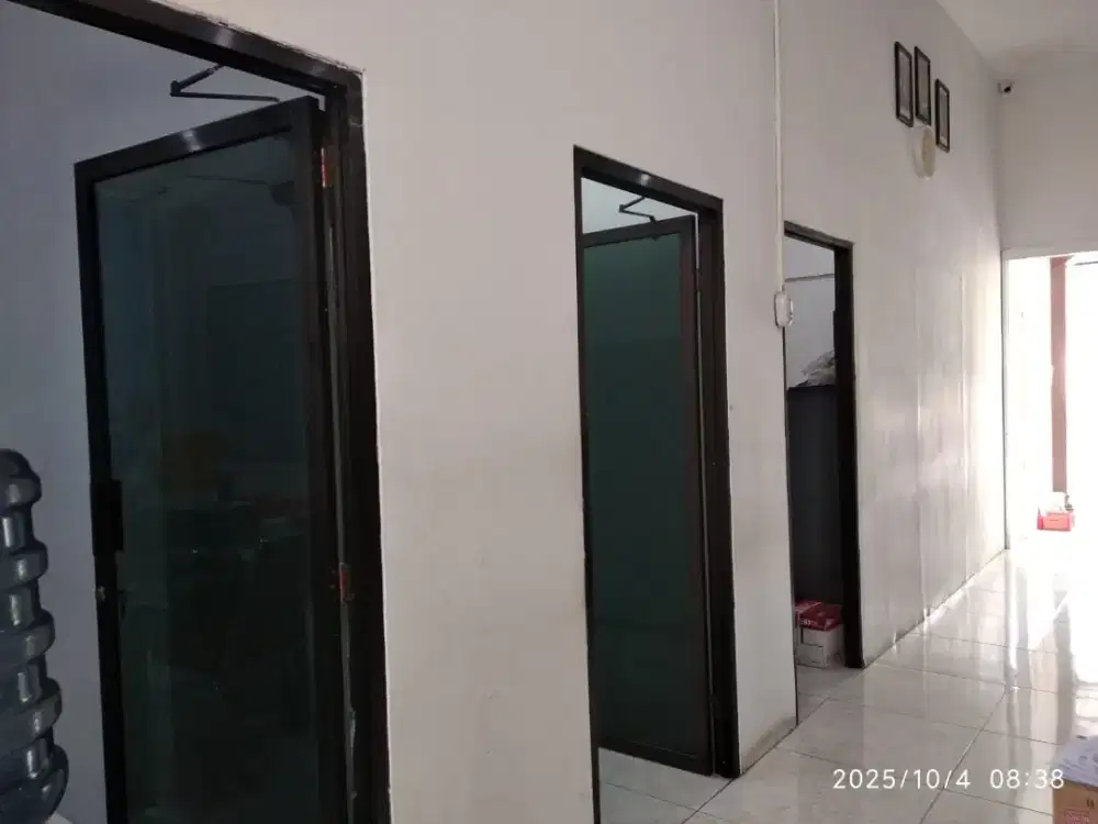 DISEWAKAN / DIJUAL BANGUNAN USAHA / PERKANTORAN