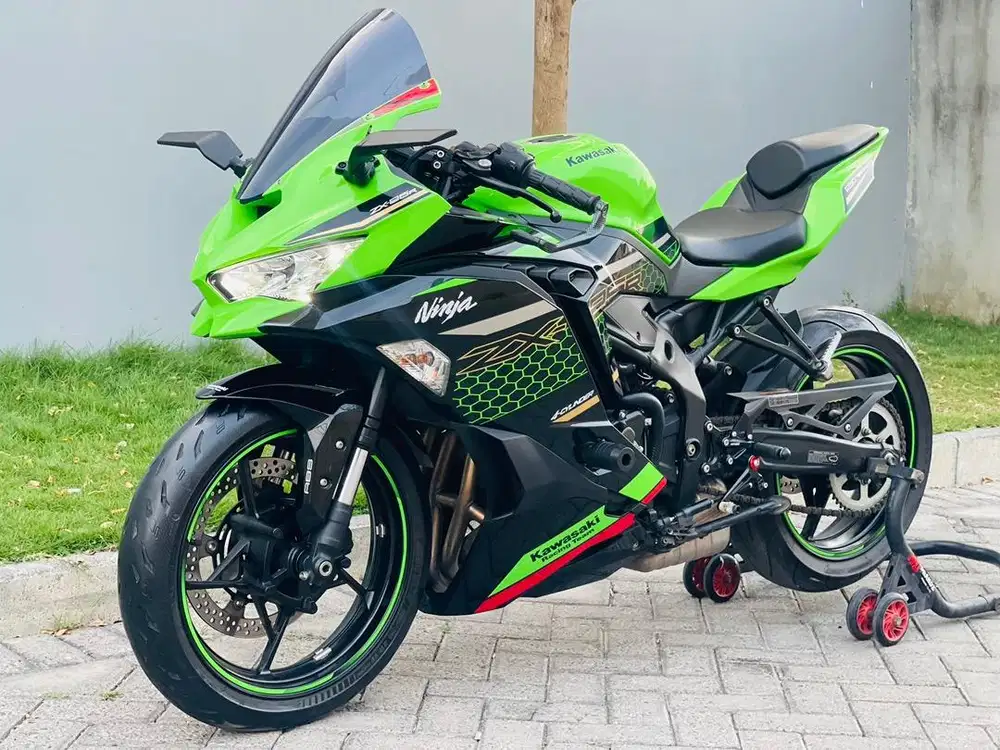 Kawasaki ninja zx25r abs se krt hijau zx 25r abs se qs zx 25 r abs se
