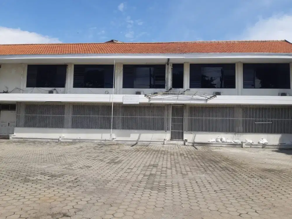PABRIK MENGANTI GRESIK CUMA 3 JUTAAN PERMETER