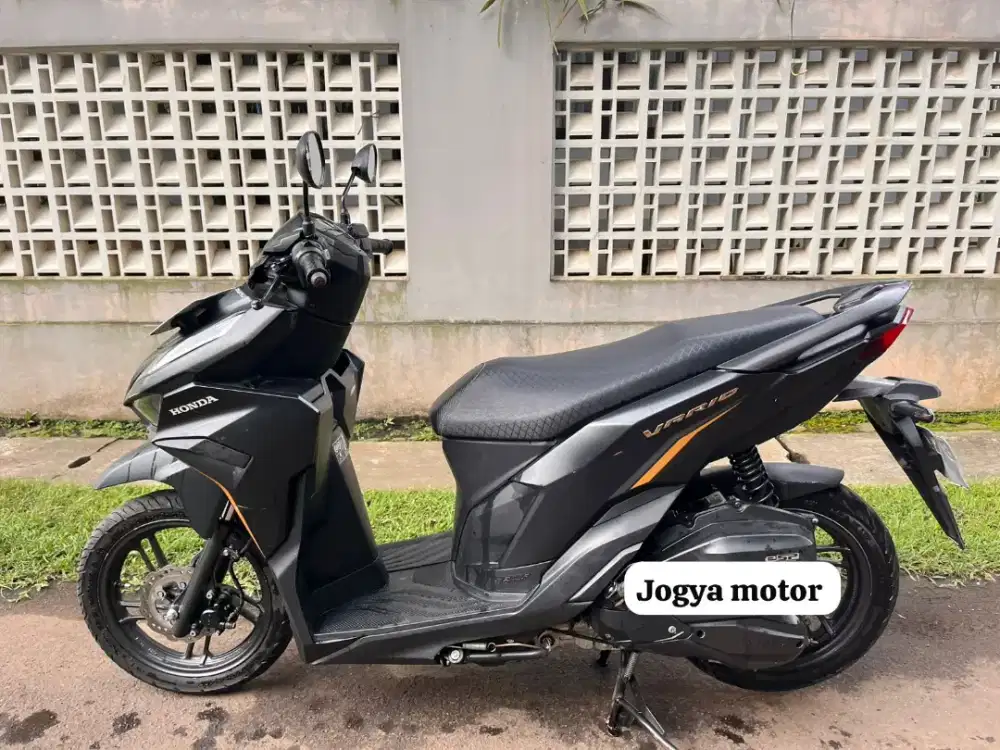 Honda Vario 125 iss 2024 cash credit