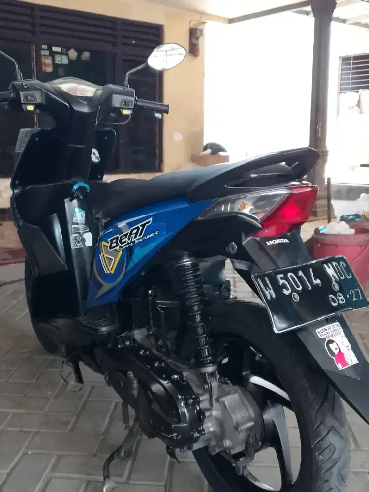 Beat biru tahun 2010