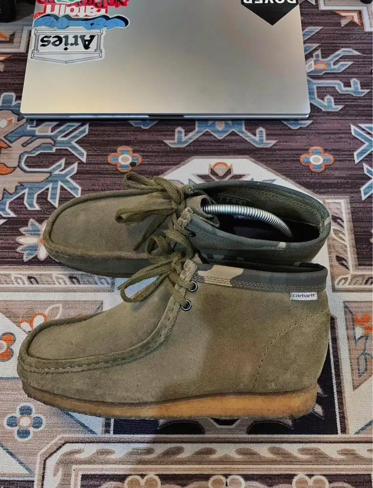 Clarks wallabee x Carhartt