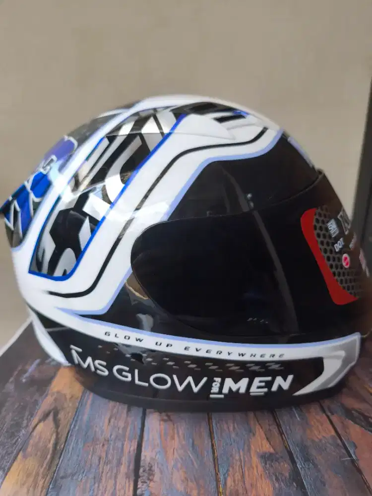 Helm Full Face KYT R-10 Gresini Racing Size M Limited Edition