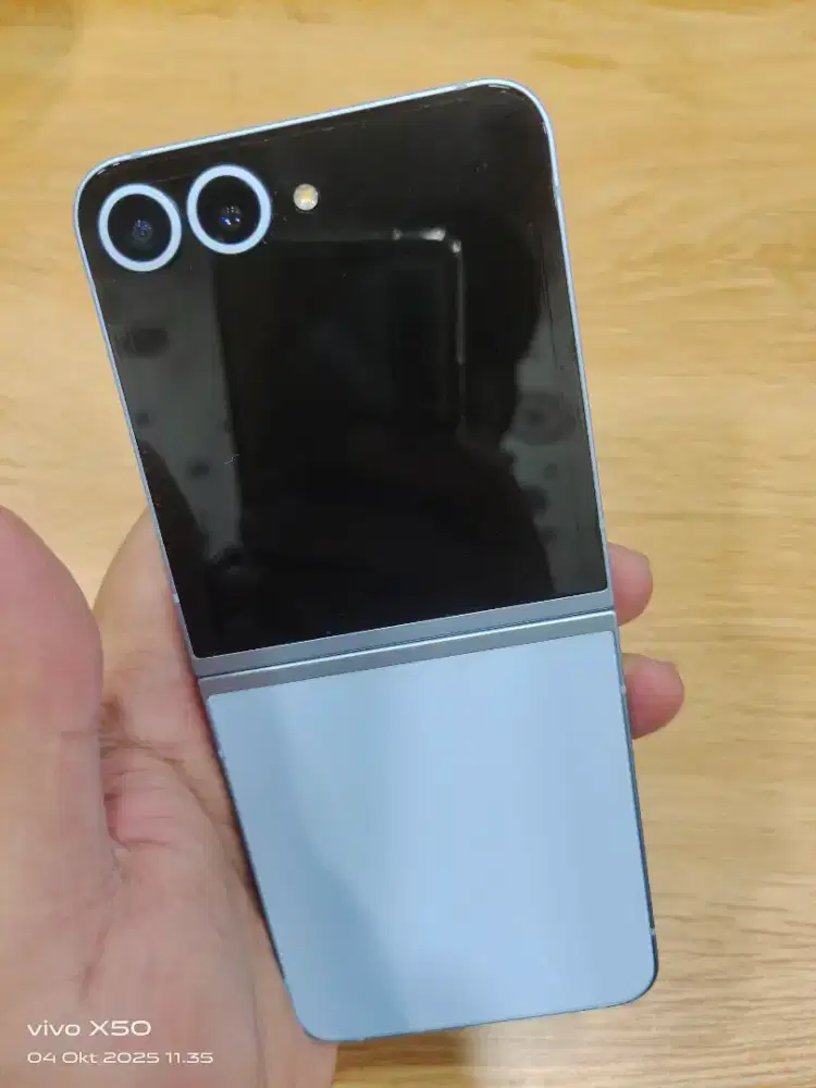 Samsung Flip 6 12/256 Sein