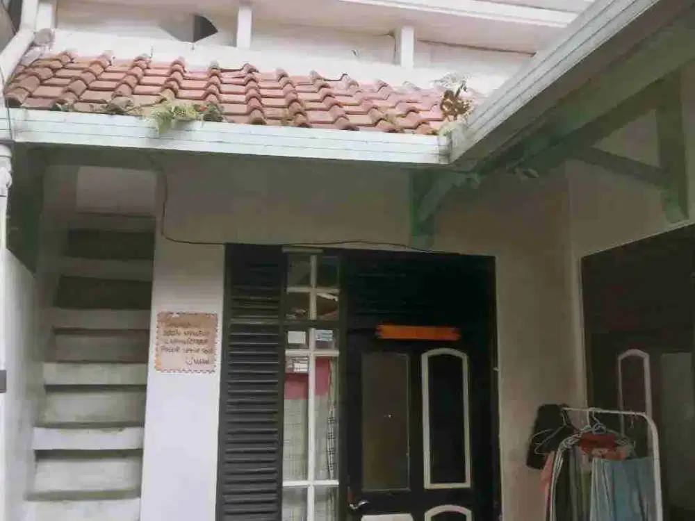 Dijual Cepat KosKosan Putri Full Isi Selangkah Ke Kampus UPI Geger Kalong