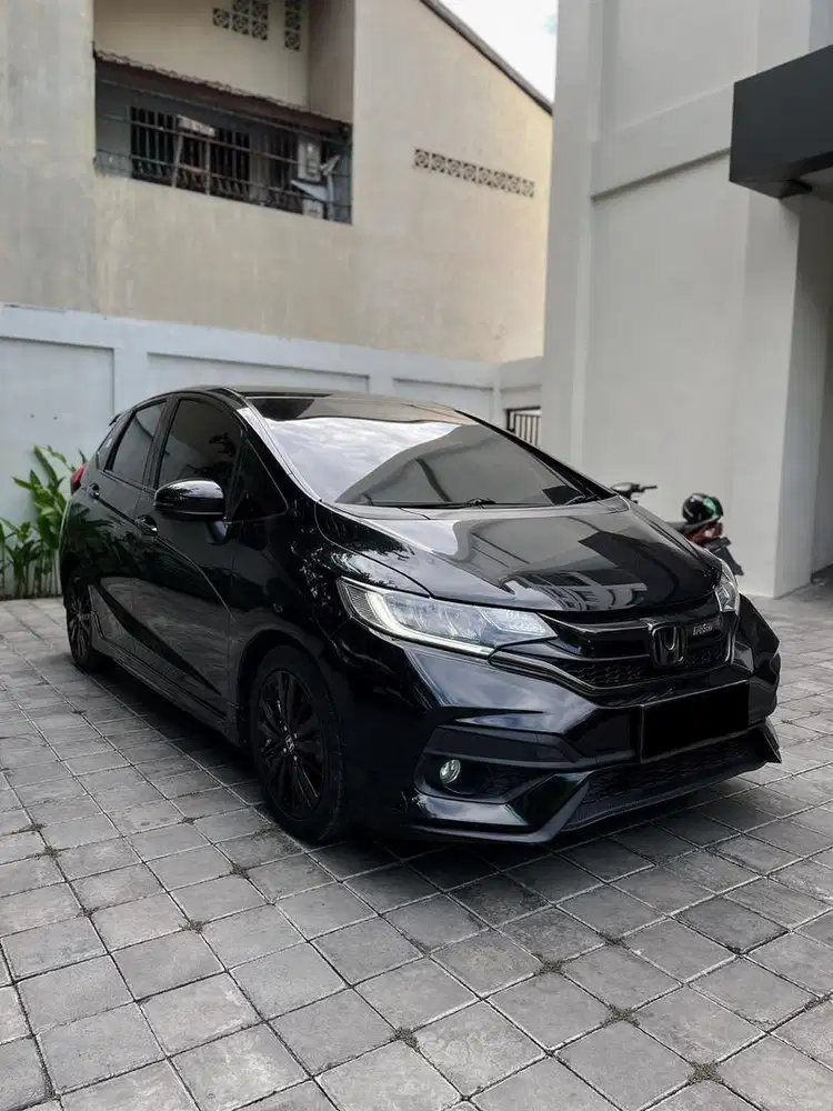 Honda jazz rs cvt tahun 2018