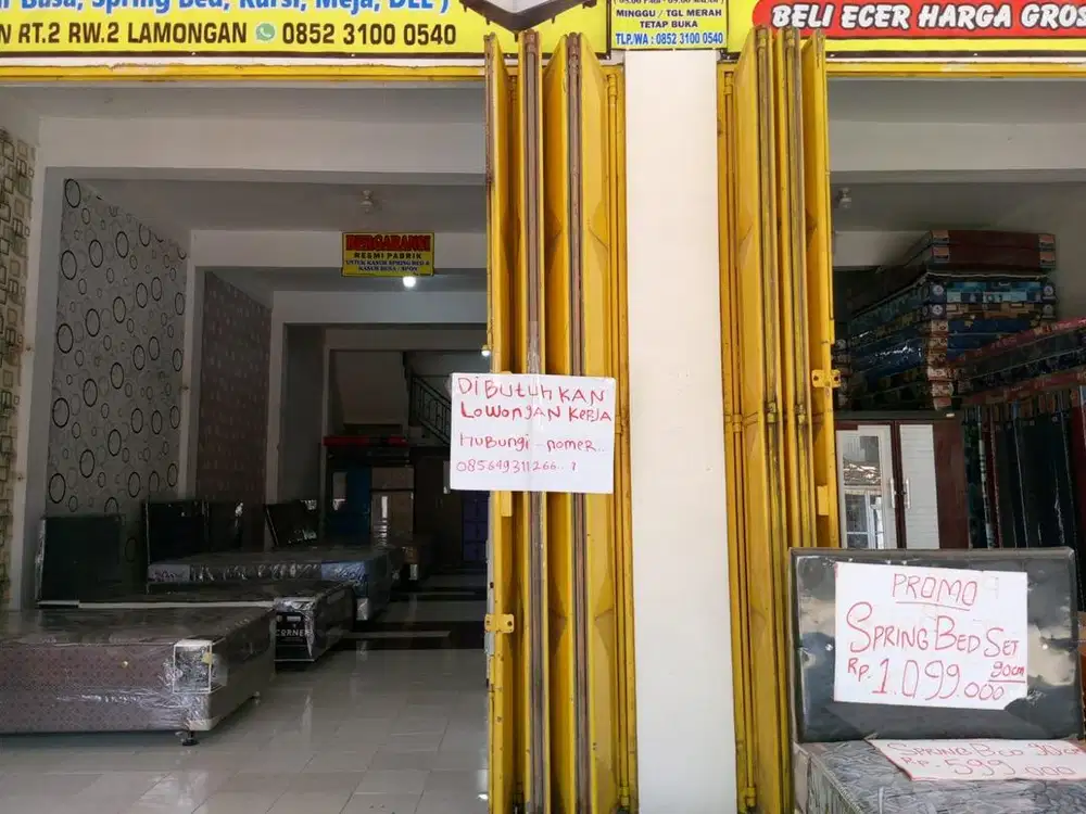 Dibutuhkan penjaga toko mebel