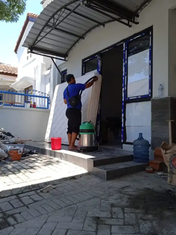 Jasa Cuci Sofa , Springbed, Jok mobil dll