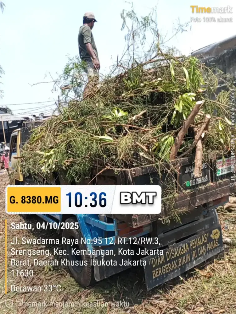 Jasa buang sampah puing