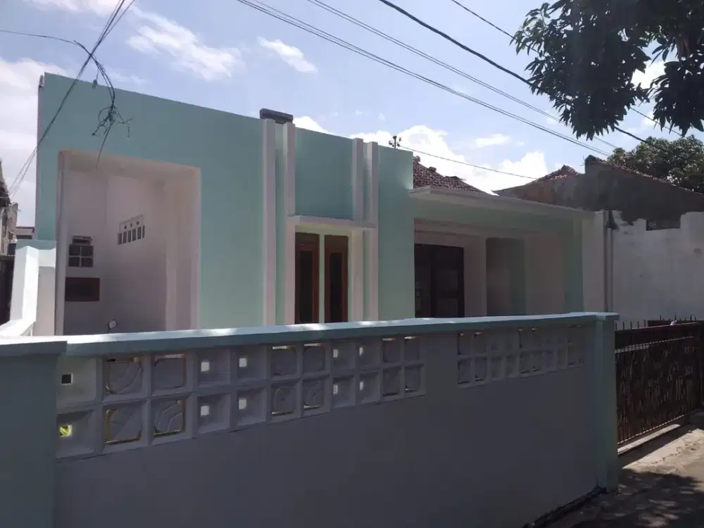 Dijual Rumah Sudah Renov Siap Pakai Akses Semobil Sayap Supratman