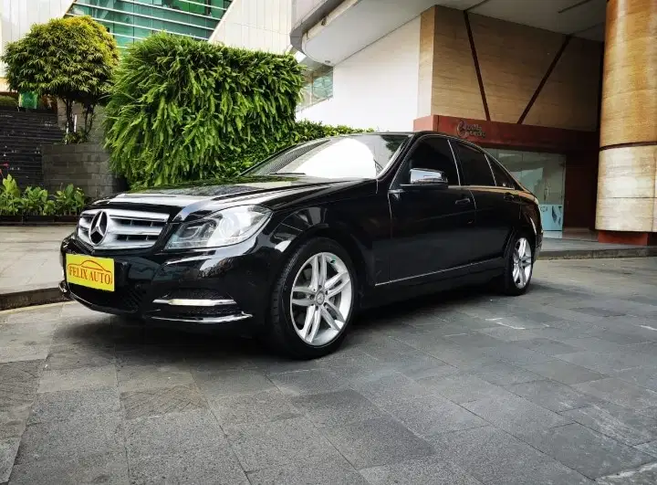 Mercedes-Benz C300 2013 Bensin