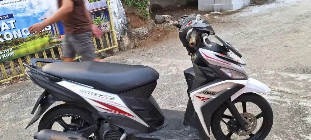 mio z 125 cc th 2016 mulus bagus mesin sehat ori