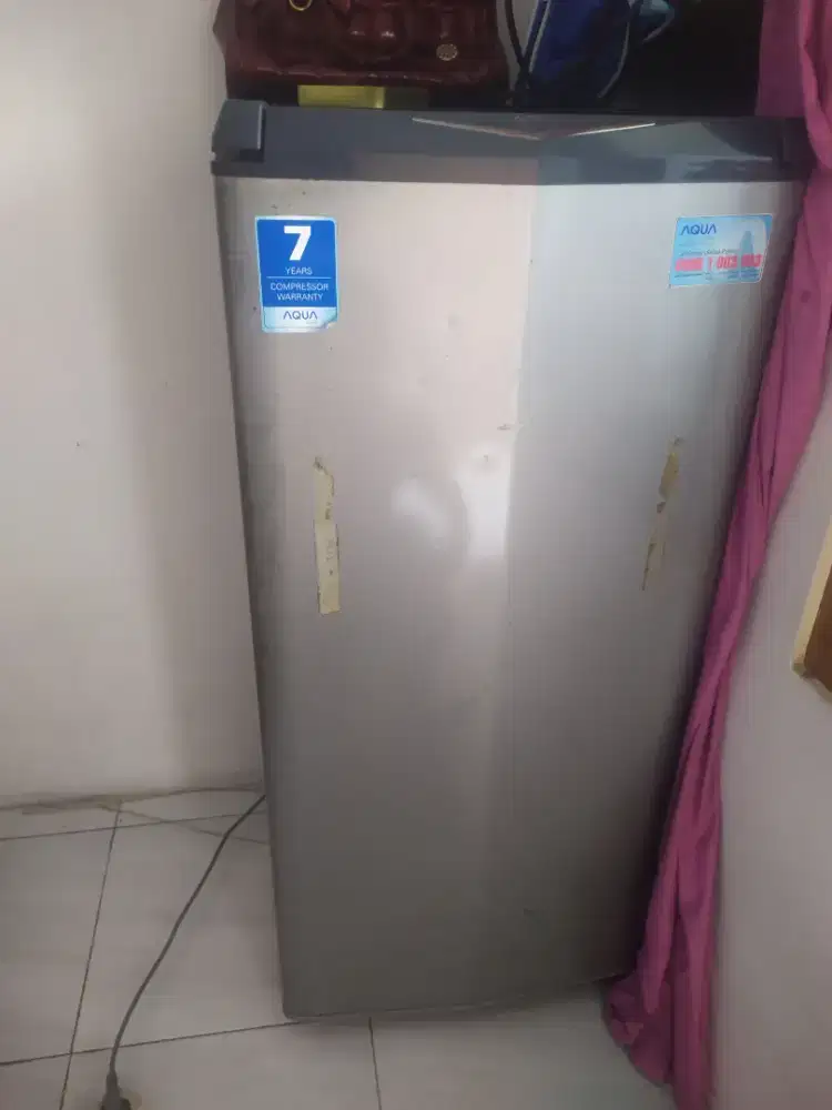 Kulkas aqua 1 pintu
