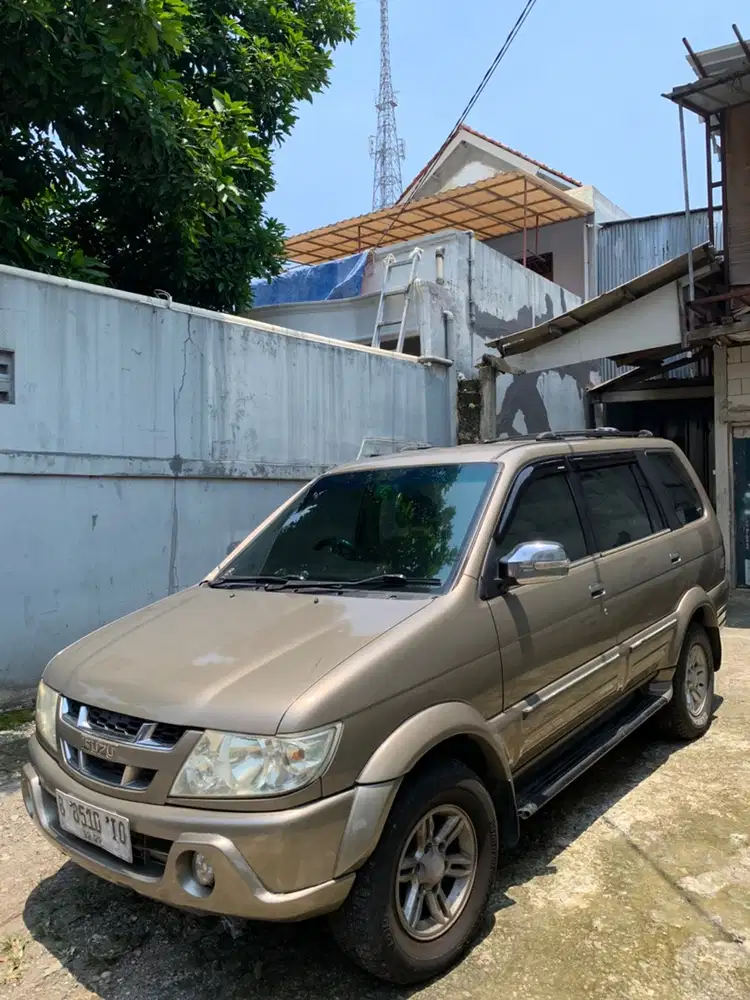 Isuzu Grand touring 2005 Diesel