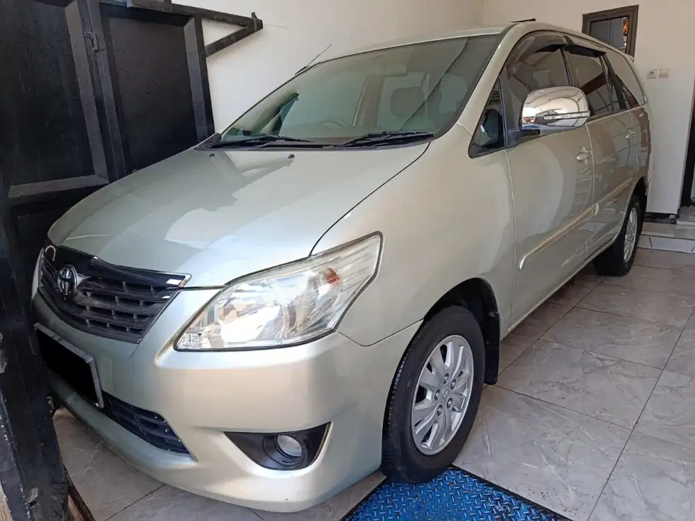 Toyota Kijang Innova 2013 Bensin