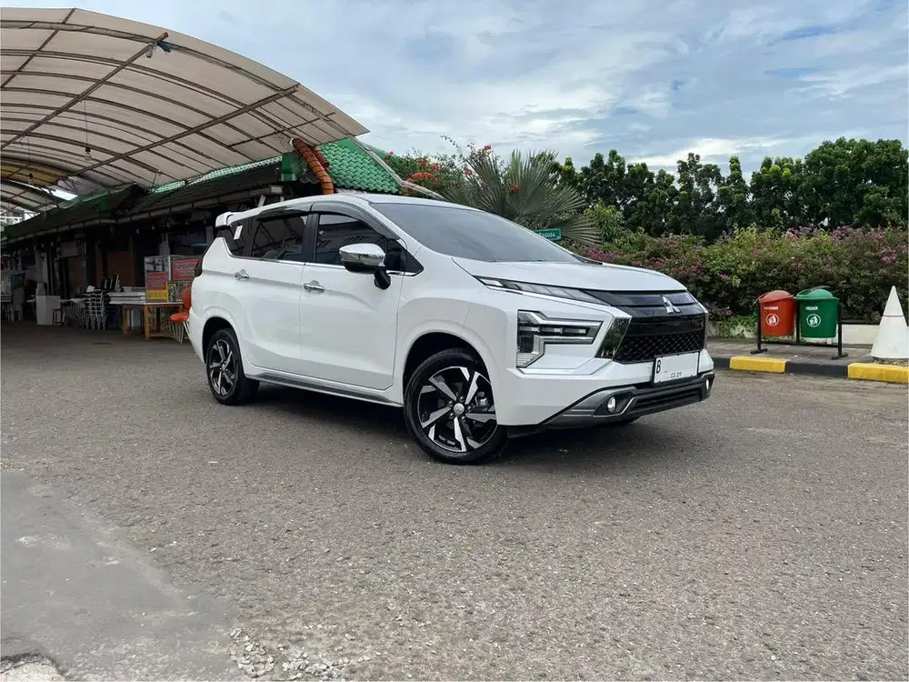 MITSUBISHI XPANDER ULTIMATE 2024
