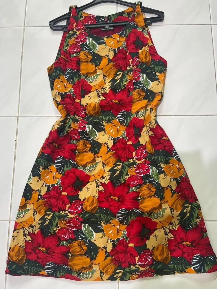 Dress Wanita midi