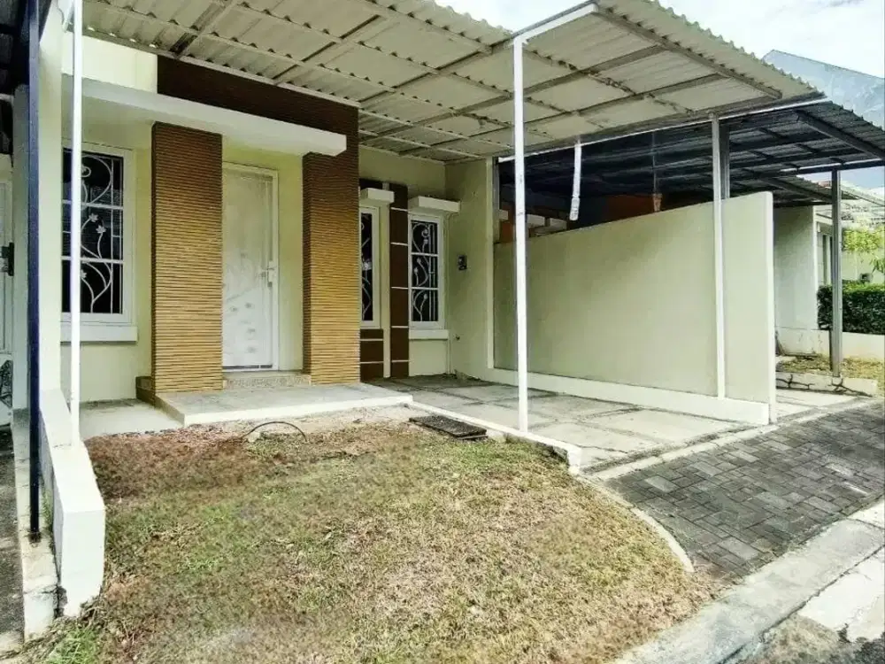 Dijual rumah sudah siap huni di legenda wisata 1/2 lantai