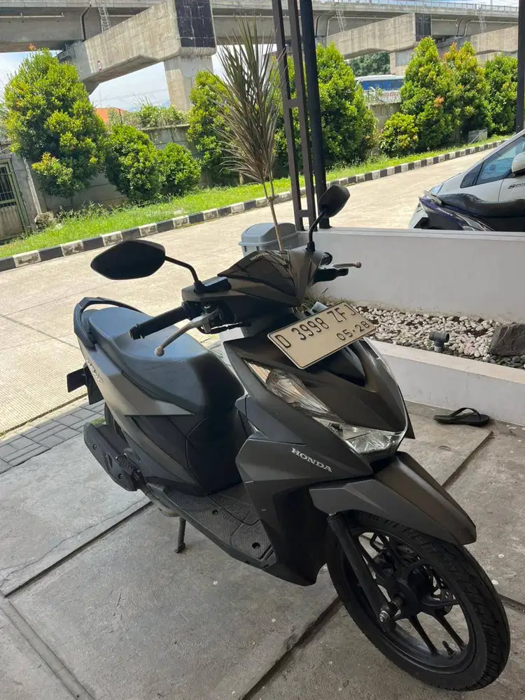 Honda BeAT eSP 2023 – Kondisi Mulus, Irit, Surat Lengkap