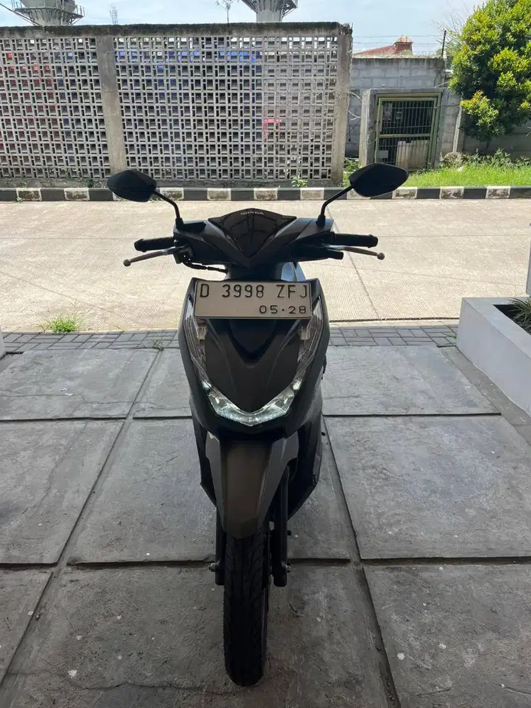 Honda BeAT eSP 2023 – Kondisi Mulus, Irit, Surat Lengkap