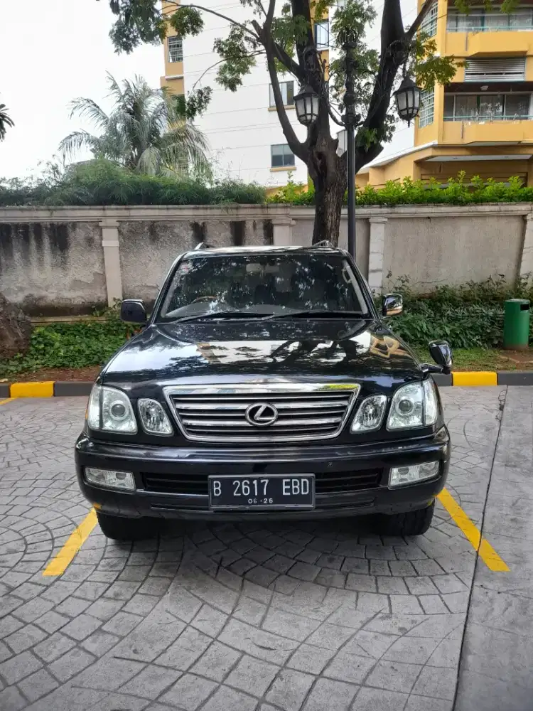 LEXUS LX470 2003 HITAM AT