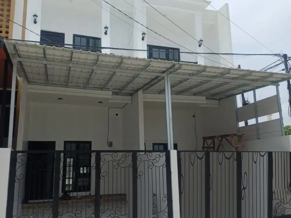Miliki Rumah Bagus di Harapan Indah Bekasi (C0640)