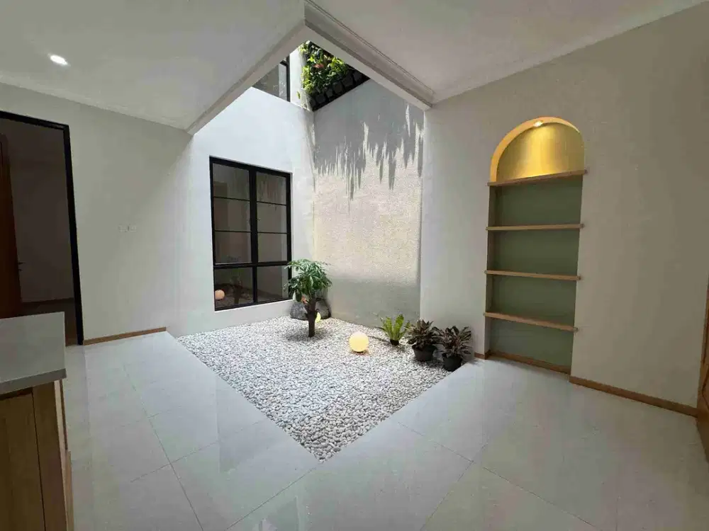 RUMAH MEWAH BARU JADI KENCANA LOKA BSD HOOK SEMI FURNISH