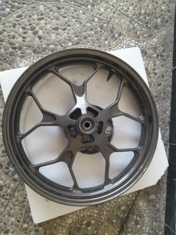 Velg yamaha R25