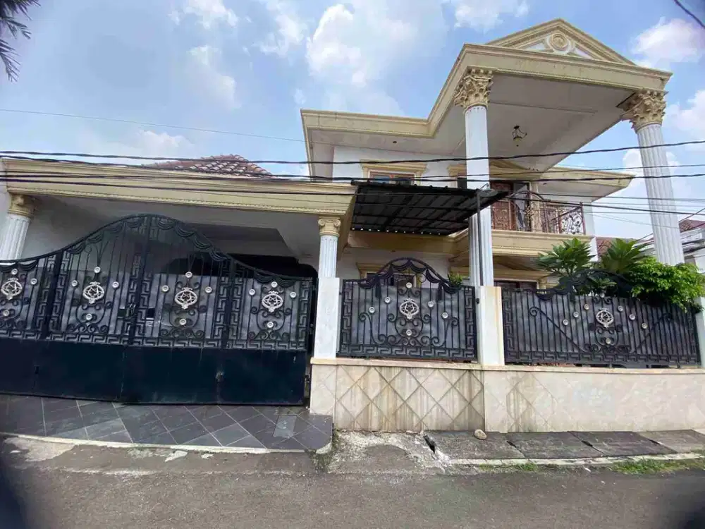 DIJUAL RUMAH MEWAH SIAP HUNI DI JATIWARINGIN JAKARTA TIMUR