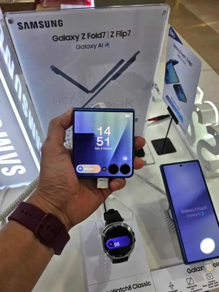 NEW GALAXY FOLDABLE 7  BENEFIT 4JUTAAN FREE PROTEKSI HINGGA 2TAHUN