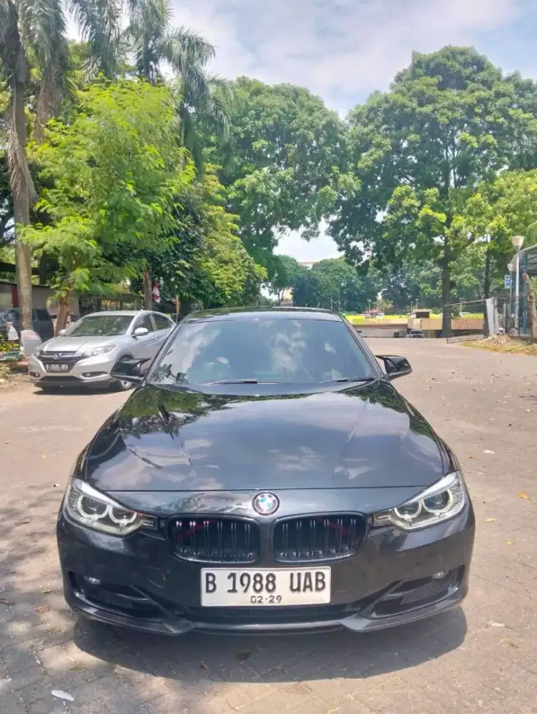 BMW 320i SPORT N20 AT 2013 ANTIK!