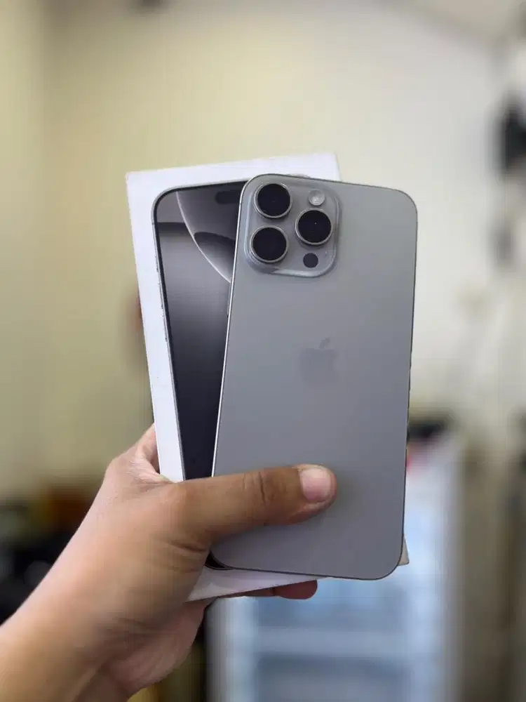Iphone 16 ProMax 256GB Ibox FullOri, Like New, Garansi ON panjang 2026