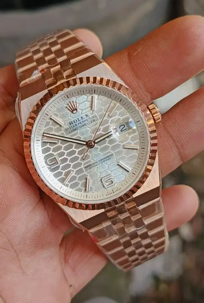 ROLEX LAND-DWELLER AUTOMATIC SWISS