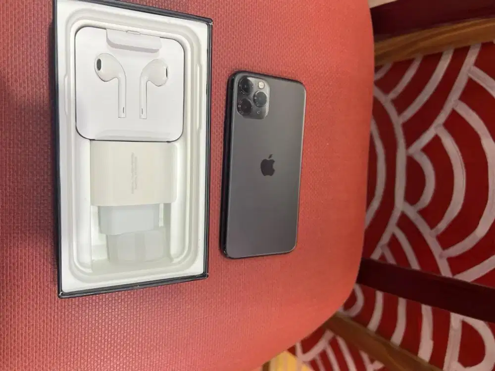 iphone 11 pro max 256gb samadengan baru