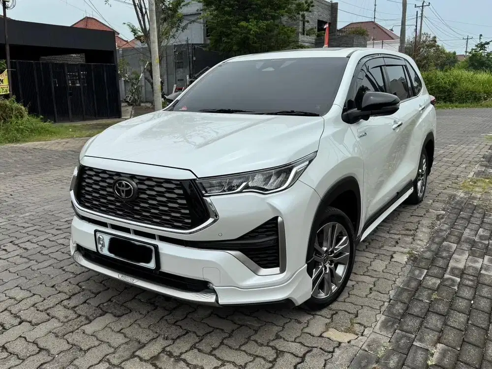 Km 10rb! Innova Zenix Q Hybrid Modelista TSS 2023/2024! Spt baru!