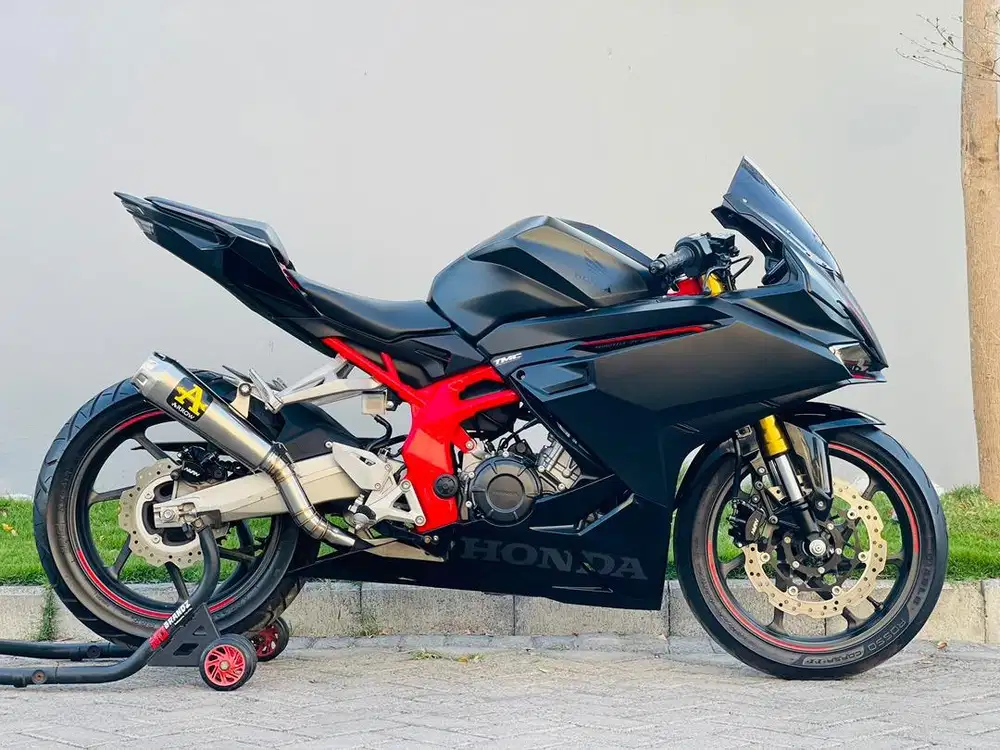 Allnew honda cbr250rr 2023 rangka merah cbr 250rr mulus cbr250 rr