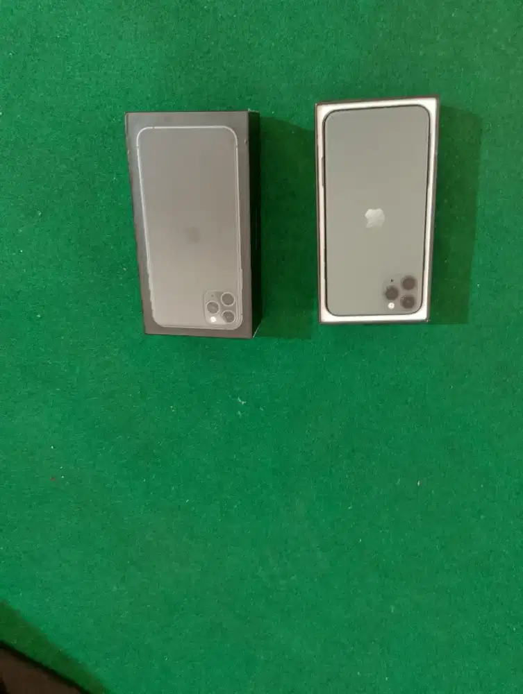 Iphone 11 pro max 256gb cakap baru