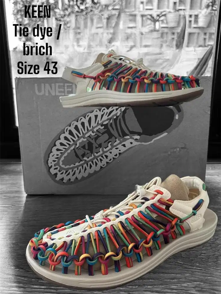 Dijual sepatu sendal Keen Tie dye
