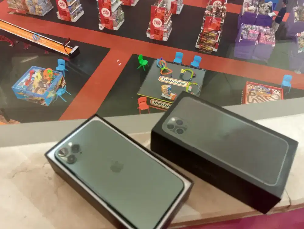 Iphone 11 pro max 256gb sudah pastikan baru