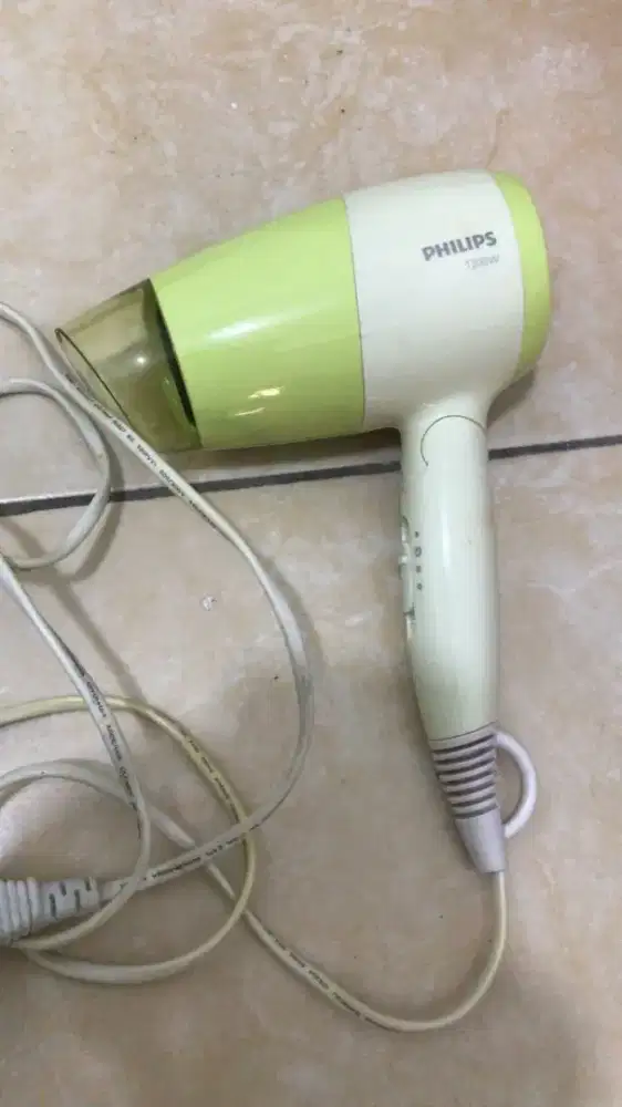 Hairdryer pengering rambut philips BHC 010
