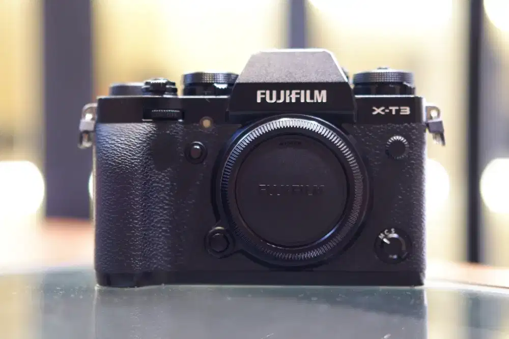 Camera Fujifilm X-T3 Body Only Fullset Box.Good Condition