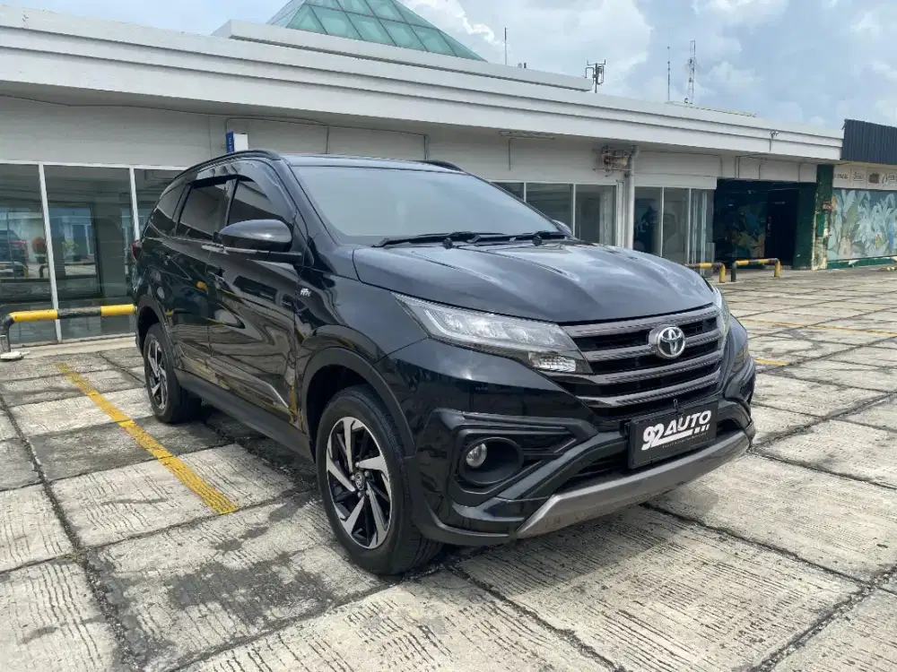 [KM 31.000] TOYOTA RUSH GR SPORT MATIC AT 2021 ISTIMEWA