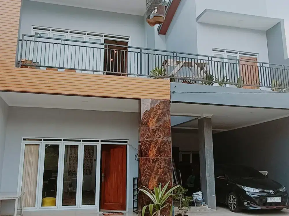 Rumah 2 lantai bangunan kokoh di gedebage bandung