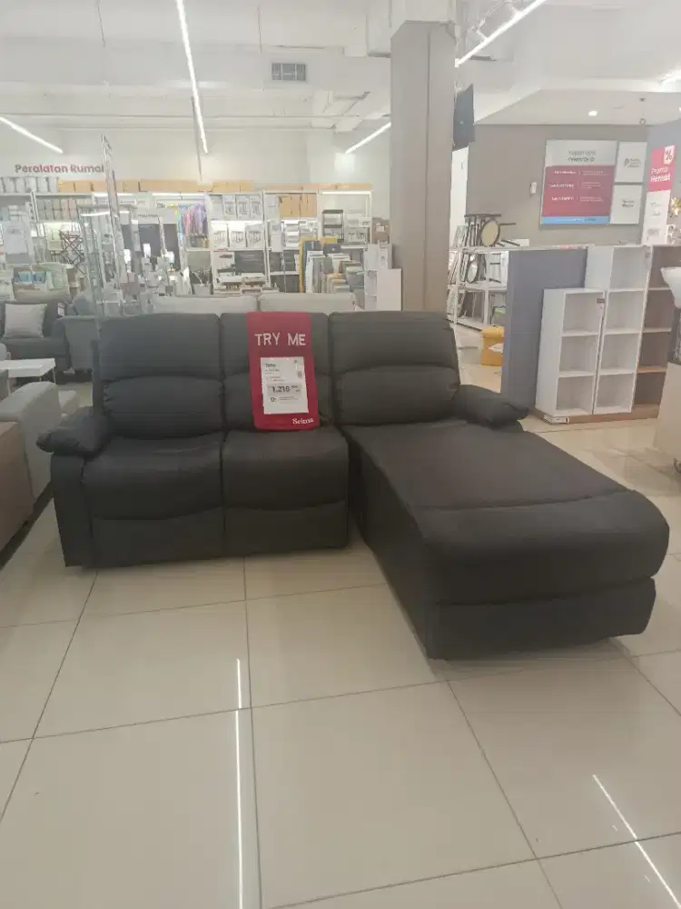 Sofa recliner sudut