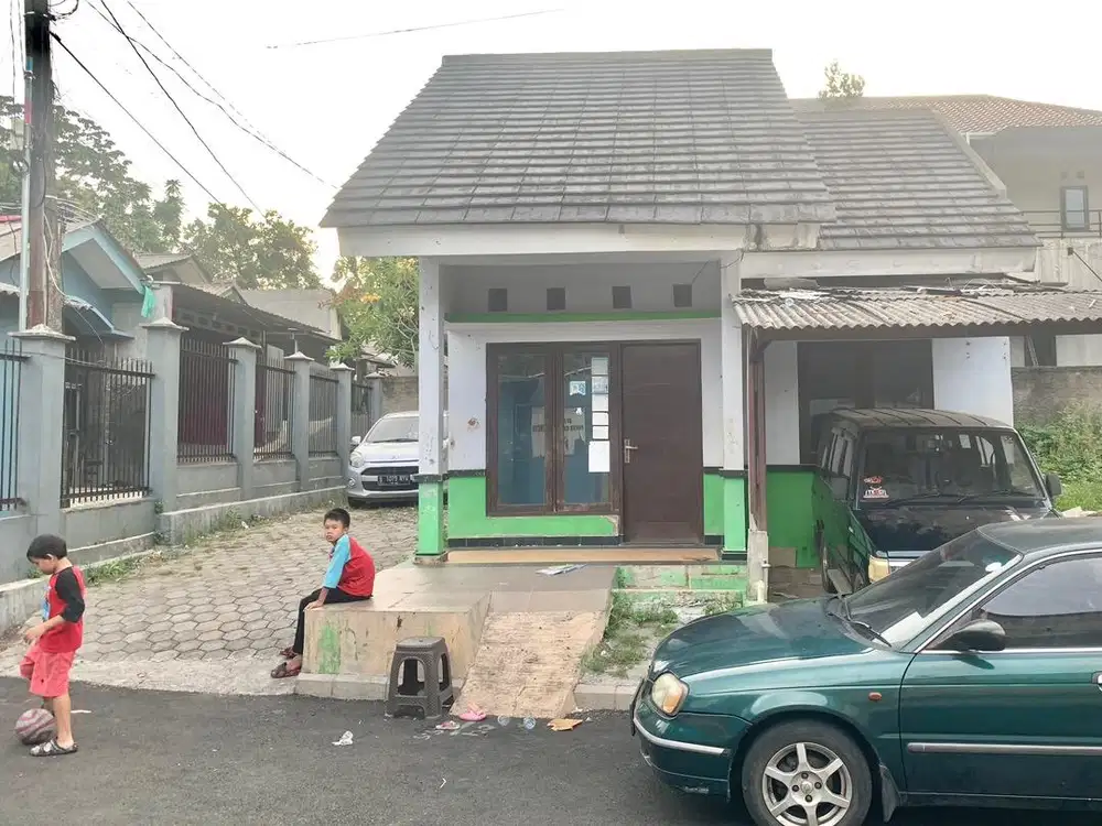 Di jual Rumah Town House di Beji, Margonda, Depok